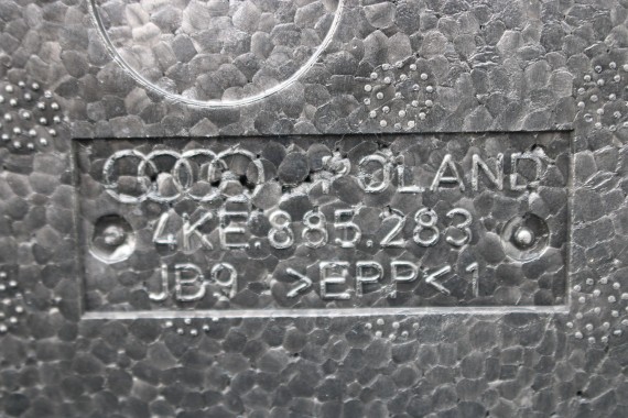 AUDI E TRON FOTELE KOMPLET FOTELI siedzeń siedzenia tapicerka ETRON 4KE kolor czarny