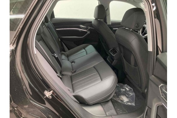 AUDI E-TRON SŁUPEK B 4KE853905 4KE853906 TAPICERKA SŁUPKI słupka poszycie listwa progowa wewnętrzna ETRON 4KE 853 905 906