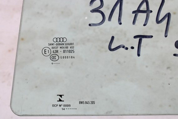 AUDI A4 SEDAN SZYBA DRZWI LEWE 8W5845205 tył 8W5 845 205 lewa tylna drzwiowa rok 2014 kolor AS2 zielony 8W5 8W5845205 8W5845205