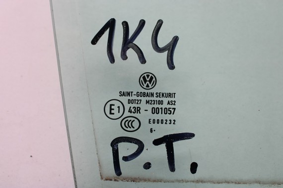 VW GOLF 5 V SZYBA DRZWI PRAWE 1K4845026 1K4845026B prawa tył tylna kierowcy 1K4 845 026 B rok 2005 E1 zielony drzwiowa 1K6