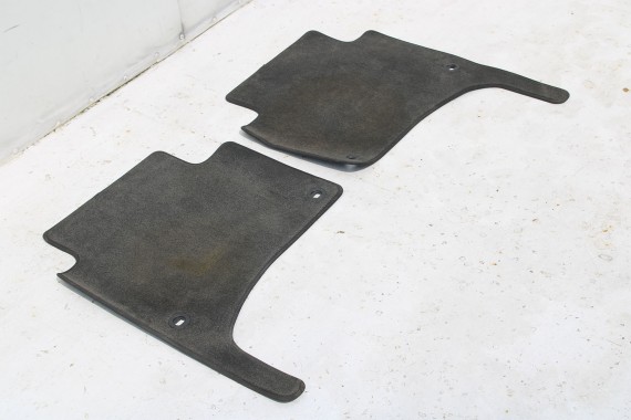 VW TOUAREG DYWANIKI WYCIERACZKI PODŁOGI 7L6862477K 7L6862478K wykładziny tył tylne QRK antracyt 2003-2006 7L6862477 7L6862478