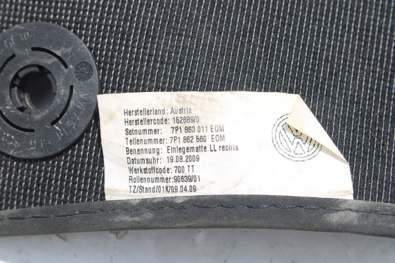 VW TOUAREG DYWANIKI WYCIERACZKI PODŁOGI 7P1863011 7P1863560 7P1 863 011 7P EOM czarny tytanowy wykładziny 7P1862560 7P1862559