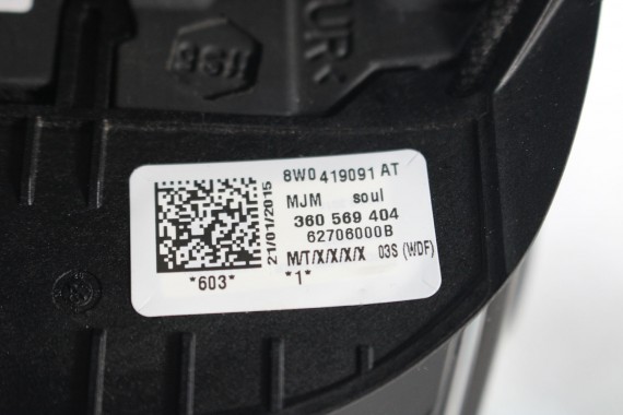 AUDI A4 Q5 KIEROWNICA + BIEGI SKÓRA 8W0419091AT 8W0 419 091 AT 8W B9 MJM - czarny (soul) 8W0419091EA