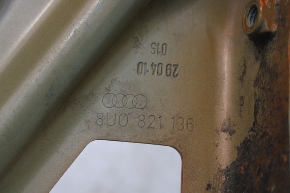 AUDI Q3 WSPORNIK BŁOTNIKA PRZÓD 8U0821135 8U0821136 8U0 821 135 8U0 821 136 PRZEDNIEGO PRZEDNI FL LIFT 8U0821135 8U0821136