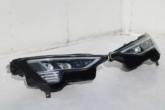 AUDI E TRON PRZÓD Matrix maska błotniki zderzak pas przedni lampy wzmocnienie błotnik lampa LV5Z S1S1 Niebieski ETRON