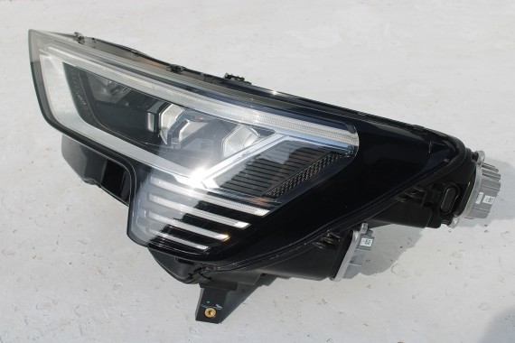 AUDI E TRON PRZÓD Matrix maska błotniki zderzak pas przedni lampy wzmocnienie błotnik lampa LV5Z S1S1 Niebieski ETRON