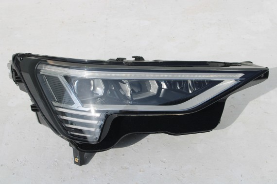 AUDI E TRON PRZÓD Matrix maska błotniki zderzak pas przedni lampy wzmocnienie błotnik lampa LV5Z S1S1 Niebieski ETRON