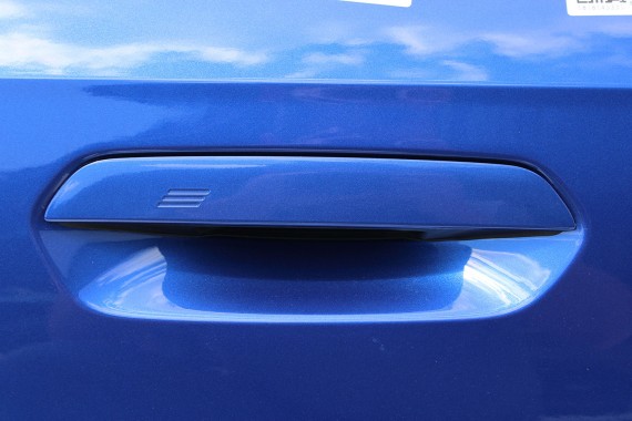 BMW X1 U11 DRZWI PRAWE PRZÓD + TYŁ STRONA PRAWA przednie + tylne 2 sztuki Kolor C31 Portimao blau metallic Niebieski 41515A38652