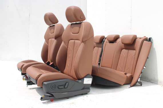 AUDI E TRON FOTELE KOMPLET FOTELI siedzeń siedzenia tapicerka ETRON 4KE kolor brąz
