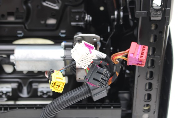 AUDI E TRON FOTELE KOMPLET FOTELI siedzeń siedzenia tapicerka ETRON 4KE kolor brąz