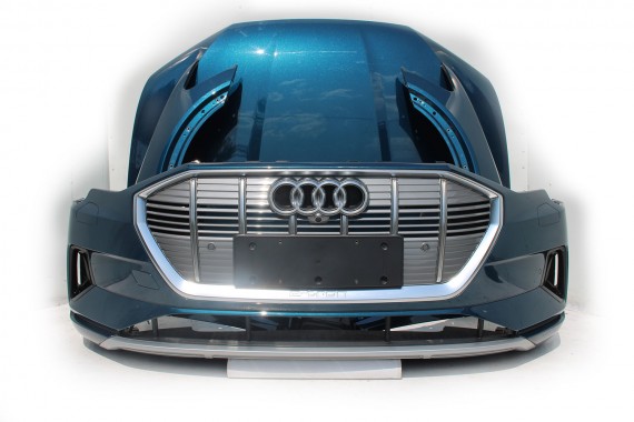 AUDI E TRON PRZÓD Matrix maska błotniki zderzak pas przedni lampy wzmocnienie błotnik lampa LV5Z S1S1 Niebieski ETRON