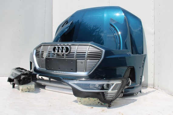 AUDI E TRON PRZÓD Matrix maska błotniki zderzak pas przedni lampy wzmocnienie błotnik lampa LV5Z S1S1 Niebieski ETRON
