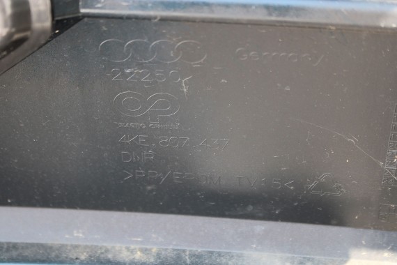 AUDI E TRON PRZÓD Matrix maska błotniki zderzak pas przedni lampy wzmocnienie błotnik lampa LV5Z S1S1 Niebieski ETRON