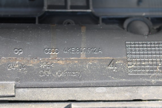 AUDI E TRON PRZÓD Matrix maska błotniki zderzak pas przedni lampy wzmocnienie błotnik lampa LV5Z S1S1 Niebieski ETRON