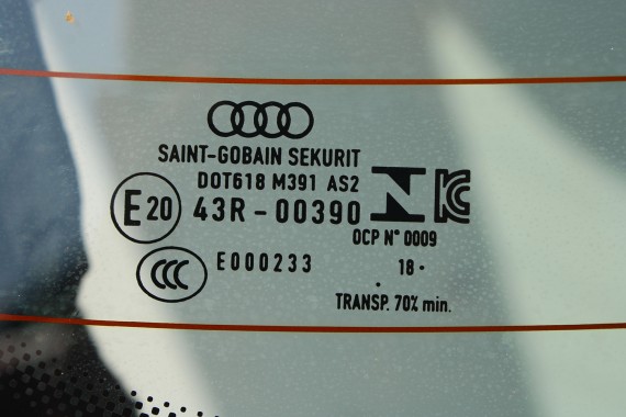 AUDI E TRON TYŁ ZDERZAK + KLAPA BAGAŻNIKA + LAMPY lampa tylny LV5Z S1S1 Niebieski S1 V5Z ETRON led ledy