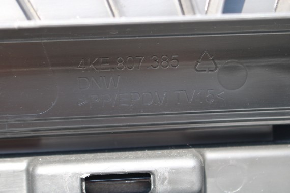 AUDI E TRON TYŁ ZDERZAK + KLAPA BAGAŻNIKA + LAMPY lampa tylny 2Y2Y LS9R biały 2Y S9R ETRON led ledy