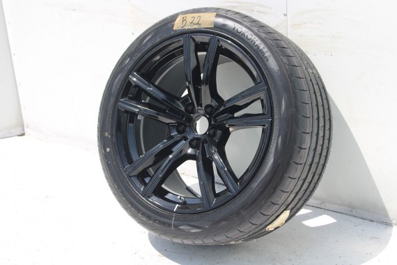 BMW 8 M8 FELGI 19 8089560 8089561 OPONY LATO KOŁA felga 9.5J*19EH2 ET26 opona 275/40/19 98V M812 8457 Yokohama 285/35/19 8091267