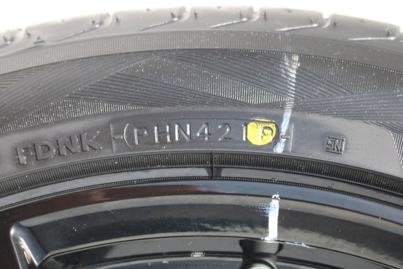 BMW 8 M8 FELGI 19 8089560 8089561 OPONY LATO KOŁA felga 9.5J*19EH2 ET26 opona 275/40/19 98V M812 8457 Yokohama 285/35/19 8091267