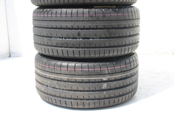 BMW 8 M8 FELGI 19 8089560 8089561 OPONY LATO KOŁA felga 9.5J*19EH2 ET26 opona 275/40/19 98V M812 8457 Yokohama 285/35/19 8091267