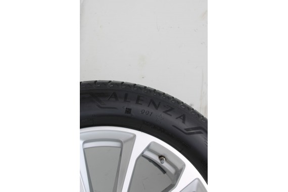 BMW X7 G07 FELGI 20 6880688 OPONY LATO KOŁA felga 8.5J*20H2 ET35 opona 275/50/20 113W Bridgestone wzór styl 750 6889088