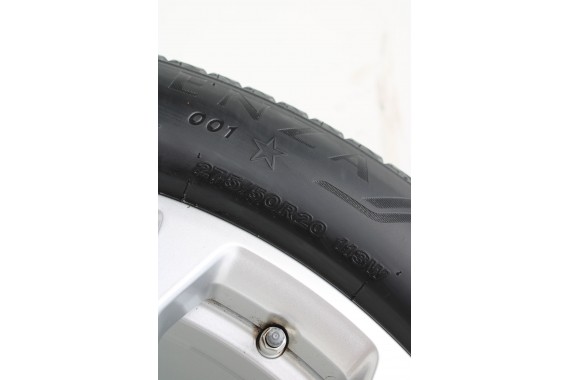 BMW X7 G07 FELGI 20 6880688 OPONY LATO KOŁA felga 8.5J*20H2 ET35 opona 275/50/20 113W Bridgestone wzór styl 750 6889088 6880688