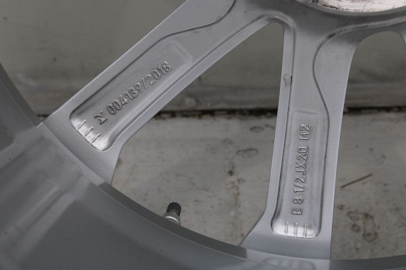 BMW X7 G07 FELGI 20 6880688 OPONY LATO KOŁA felga 8.5J*20H2 ET35 opona 275/50/20 113W Bridgestone wzór styl 750 6889088 6880688