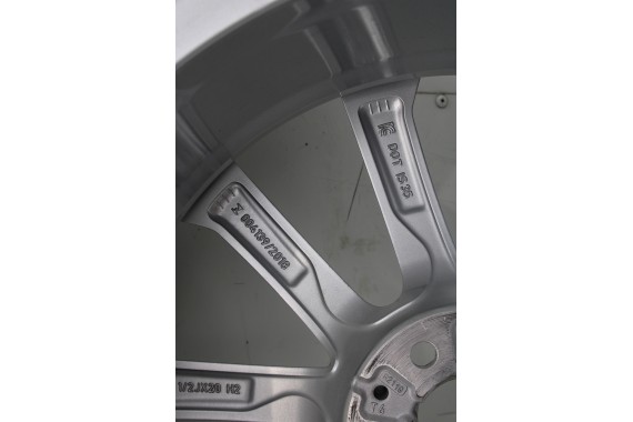 BMW X7 G07 FELGI 20 6880688 OPONY LATO KOŁA felga 8.5J*20H2 ET35 opona 275/50/20 113W Bridgestone wzór styl 750 6889088 6880688