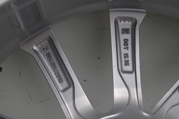 BMW X7 G07 FELGI 20 6880688 OPONY LATO KOŁA felga 8.5J*20H2 ET35 opona 275/50/20 113W Bridgestone wzór styl 750 6889088 6880688