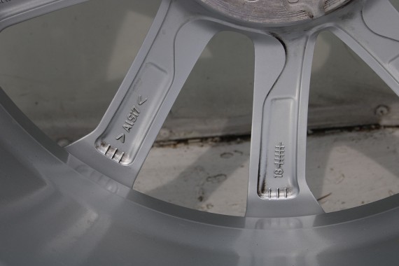 BMW X7 G07 FELGI 20 6880688 OPONY LATO KOŁA felga 8.5J*20H2 ET35 opona 275/50/20 113W Bridgestone wzór styl 750 6889088 6880688