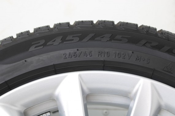 BMW 7 G11 G12 FELGI 19 6861225 OPONY ZIMA KOŁA felga 8.5JX*19H2 ET25 opona 245/45/20 102V PIRELLI SottoZero styl 620 6 861 225