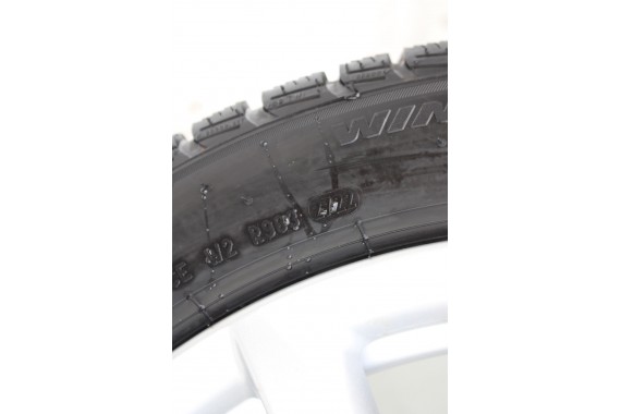 BMW 7 G11 G12 FELGI 19 6861225 OPONY ZIMA KOŁA felga 8.5JX*19H2 ET25 opona 245/45/20 102V PIRELLI SottoZero styl 620 6 861 225