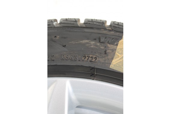 BMW 7 G11 G12 FELGI 19 6861225 OPONY ZIMA KOŁA felga 8.5JX*19H2 ET25 opona 245/45/20 102V PIRELLI SottoZero styl 620 6 861 225