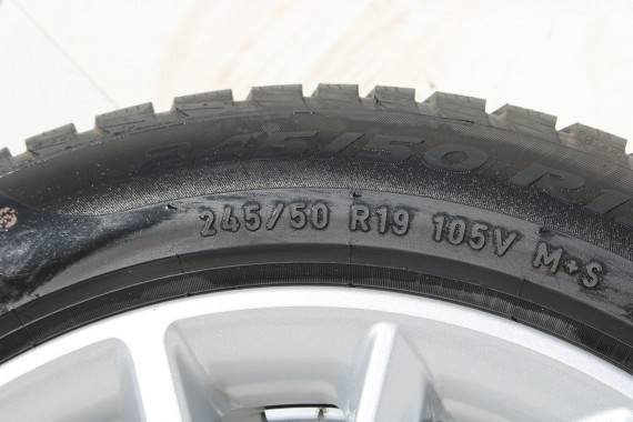 BMW 5 G30 FELGI 19 6863419 OPONY ZIMA KOŁA felga 8J*19H2 ET30 opona 245/50/19 105V 633 Pirelli P SOTTOZERO 3 6 863 419 G31 G32