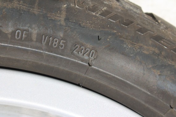 BMW 5 G30 FELGI 19 6863419 OPONY ZIMA KOŁA felga 8J*19H2 ET30 opona 245/50/19 105V 633 Pirelli P SOTTOZERO 3 6 863 419 G31 G32
