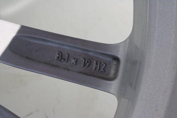 BMW 5 G30 FELGI 19 6863419 OPONY ZIMA KOŁA felga 8J*19H2 ET30 opona 245/50/19 105V 633 Pirelli P SOTTOZERO 3 6 863 419 G31 G32