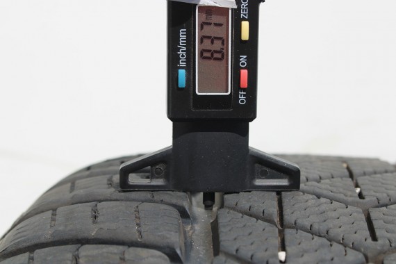 BMW 5 G30 FELGI 19 6863419 OPONY ZIMA KOŁA felga 8J*19H2 ET30 opona 245/50/19 105V 633 Pirelli P SOTTOZERO 3 6 863 419 G31 G32