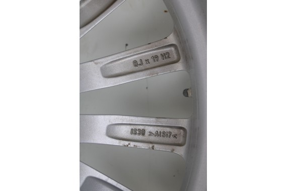 BMW 5 G30 FELGI 19 6863419 OPONY ZIMA KOŁA felga 8J*19H2 ET30 opona 245/50/19 105V 633 Pirelli P SOTTOZERO 3 6 863 419 G31 G32