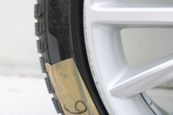 BMW 5 G30 FELGI 19 6863419 OPONY ZIMA KOŁA felga 8J*19H2 ET30 opona 245/50/19 105V 633 Pirelli P SOTTOZERO 3 6 863 419 G31 G32