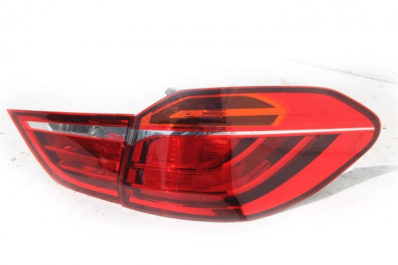 BMW 2 F46 TYŁ KLAPA BAGAŻNIKA ZDERZAK TYLNY ALPINWEISS kolor  + LAMPY TYLNE lampa 475 Black-sapphire Czarny Grand Tourer