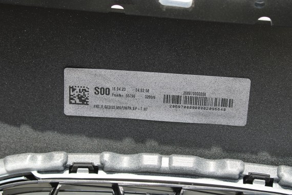 BMW 4 G22 G23 ZDERZAK PRZEDNI PRZÓD M pakiet Kolor: A96 Mineral-weiss metallic 	Biały M pakiet M POWER 63178089525 63178089526