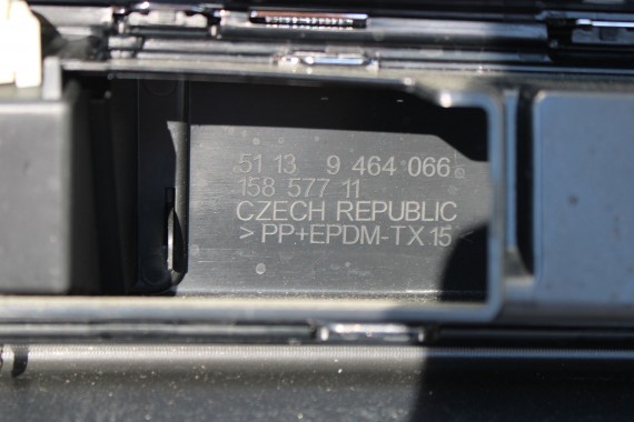 BMW 7 i7 G70 ZDERZAK PRZEDNI PRZÓD C4A OXIDGRAU Metallic 6620 5A24403 66205A24403 5111 9464046 9464046 51119883454 51119883164