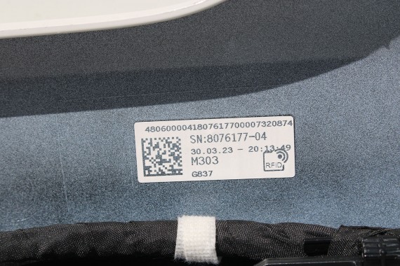BMW 8 G14 G15 G16 ZDERZAK PRZEDNI PRZÓD M pakiet Kolor: A96 Mineral-weiss metallic 	Biały M pakiet M POWER 5111 8070558  727584