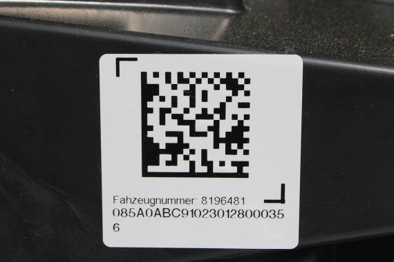 BMW iX i20 ZDERZAK PRZEDNI PRZÓD M pakiet Kolor: 75 Black-sapphire metallic Czarny M POWER