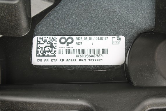 BMW iX i20 ZDERZAK PRZEDNI PRZÓD M pakiet Kolor: A96 Mineral-weiss metallic Biały 51117983621 7983621 M POWER 51119492524