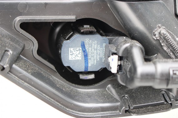 BMW iX i20 ZDERZAK PRZEDNI PRZÓD M pakiet Kolor: A96 Mineral-weiss metallic Biały 51117983621 7983621 M POWER 51119492524