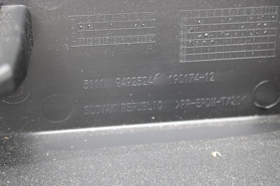 BMW iX i20 ZDERZAK PRZEDNI PRZÓD M pakiet Kolor: A96 Mineral-weiss metallic Biały 51117983621 7983621 M POWER 51119492524
