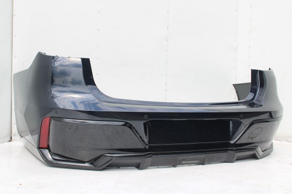 BMW 7 G70 ZDERZAK TYŁ TYLNY M pakiet 416 Kolor: Carbon-schwarz Czarny 51128081542 M POWER 66205A1A269 51128081511 5A74568