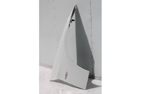 BMW 3 E90 E91 PRZÓD maska błotniki zderzak przedni błotnik lampa Xenon 300 Biały VE71 330 63116942743 200 kW 272 PS 63116942744