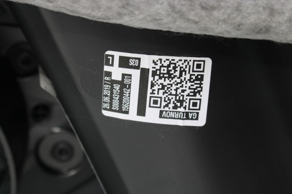 AUDI E TRON FOTELE KOMPLET FOTELI siedzeń siedzenia tapicerka ETRON 4KE kolor brąz