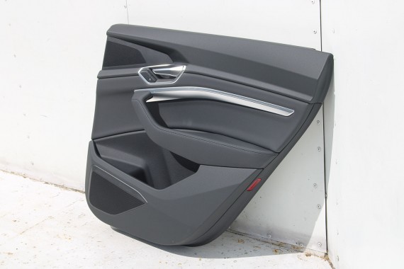 AUDI E TRON FOTELE KOMPLET FOTELI siedzeń siedzenia tapicerka ETRON 4KE kolor czarny